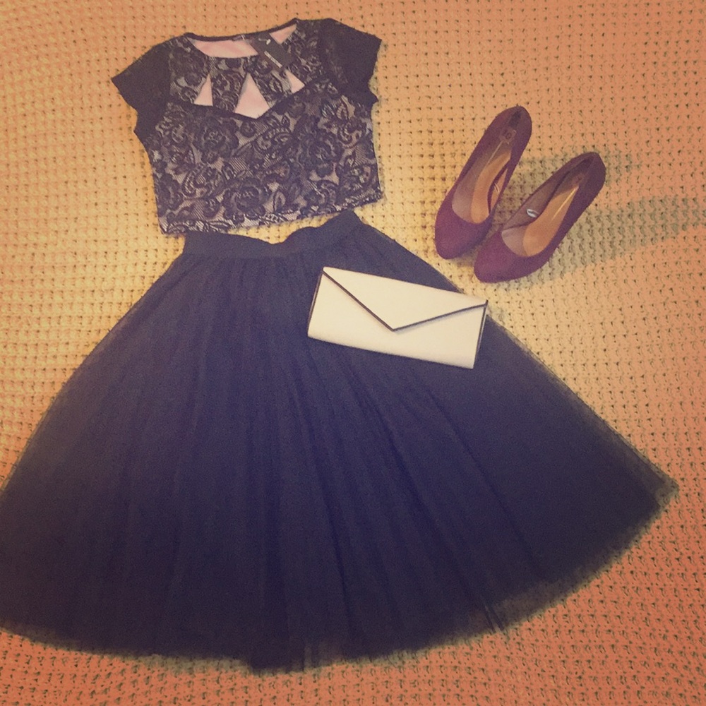 Lace Crop Knit Top